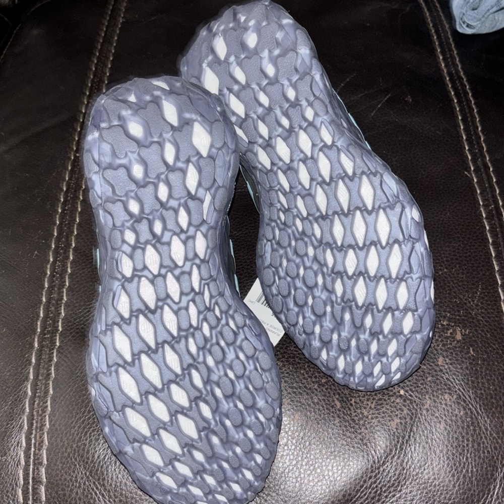 Adidas ultra boost web DNA NWT - Picture 3 of 3